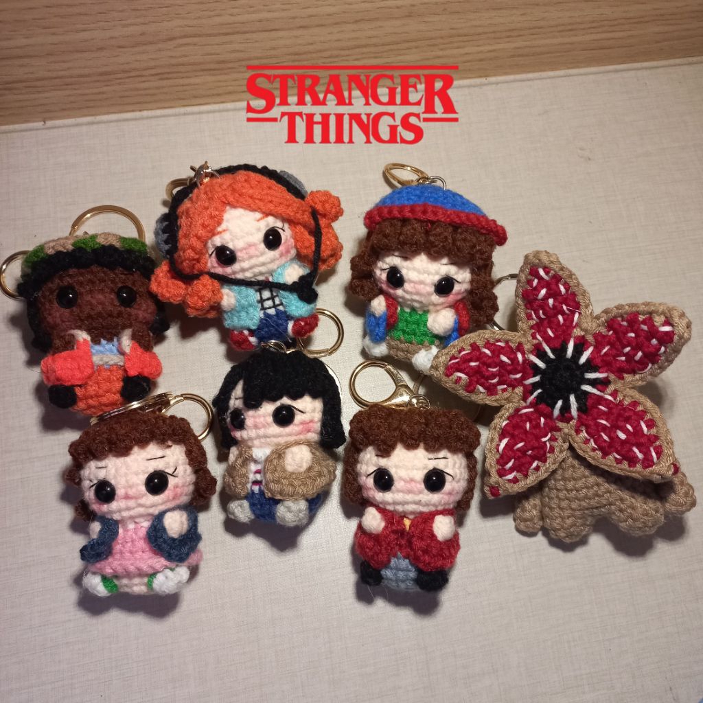 Jual Gantungan Kunci Rajut Crochet Demogorgon, Eleven, Dustin, Mike ...