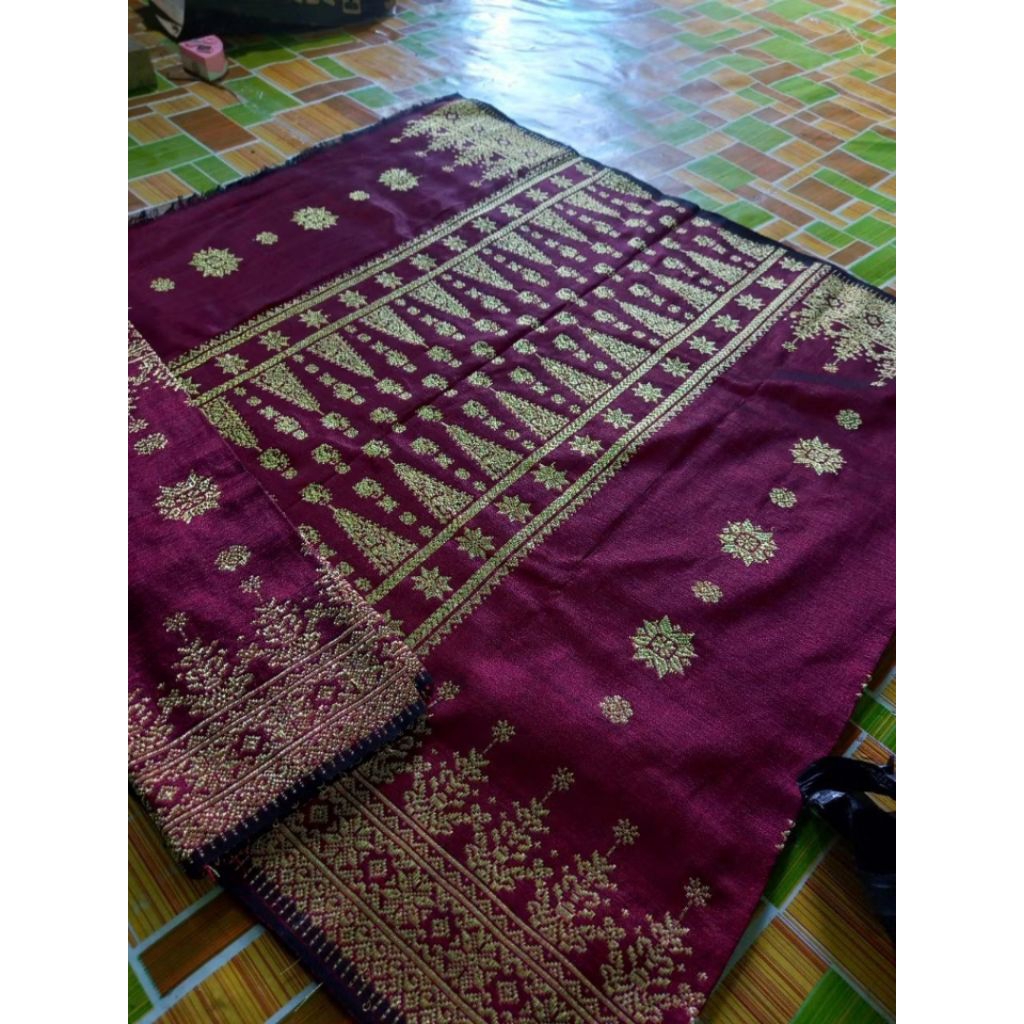 Jual SONGKET CANTIK MANIS BURGUNDY GOLD / SONGKET PALEMBANG | Shopee ...