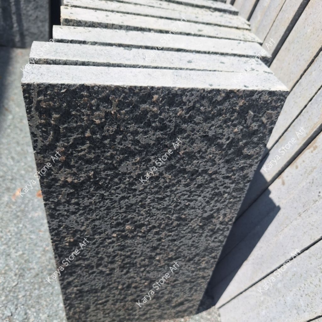Jual Batu Andesit Bakar 30x60x3 | Batu Alam Andesit Bakar | Andesit ...
