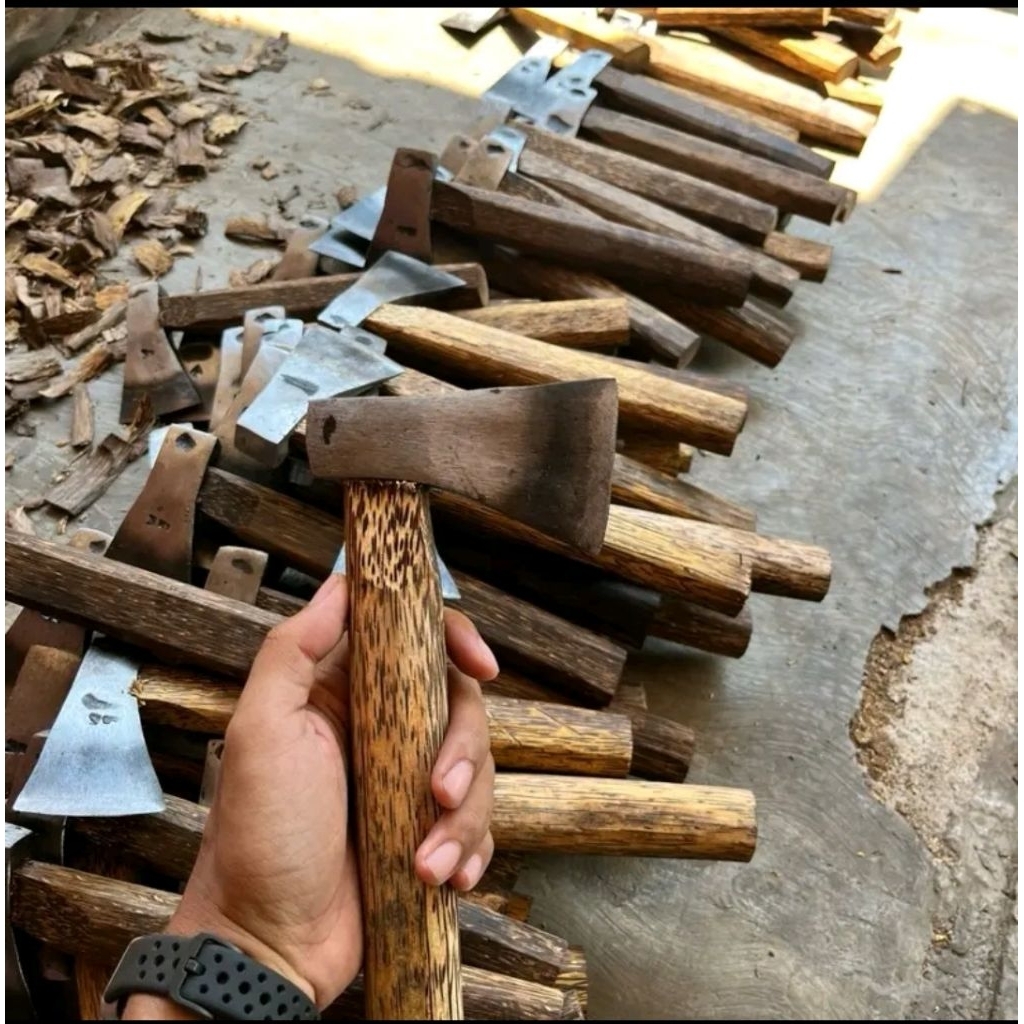 Jual kampak gagang kayu aren siap pakai/ Kampak serbaguna | Shopee ...