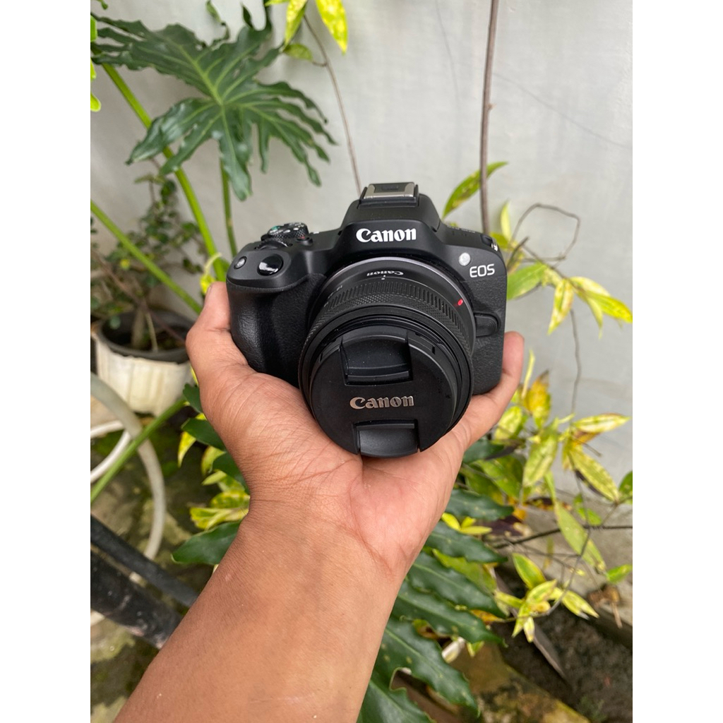Jual CANON EOS R50 LENSA KIT RF 18-45MM | Shopee Indonesia