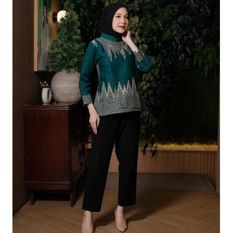 Batik Pasangan Motif Ismaya Bluss Kemeja Slimfit 3