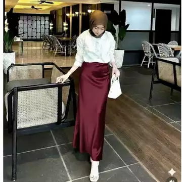 Rok Satin Mermaid A Line Wanita Dengan Bahan Nyaman Dan Shining Body Goal
