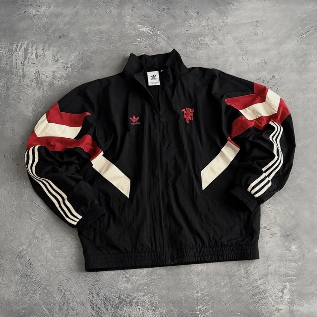 Windbreaker Jaket Outdoor Mu Unisex Fulltag&Lebel Best Seller