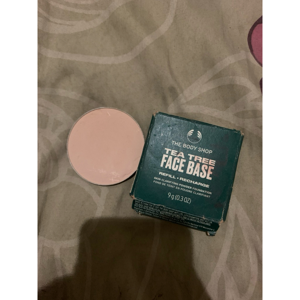Jual the body shop tea tree face base refill shade medium 2N | Shopee ...