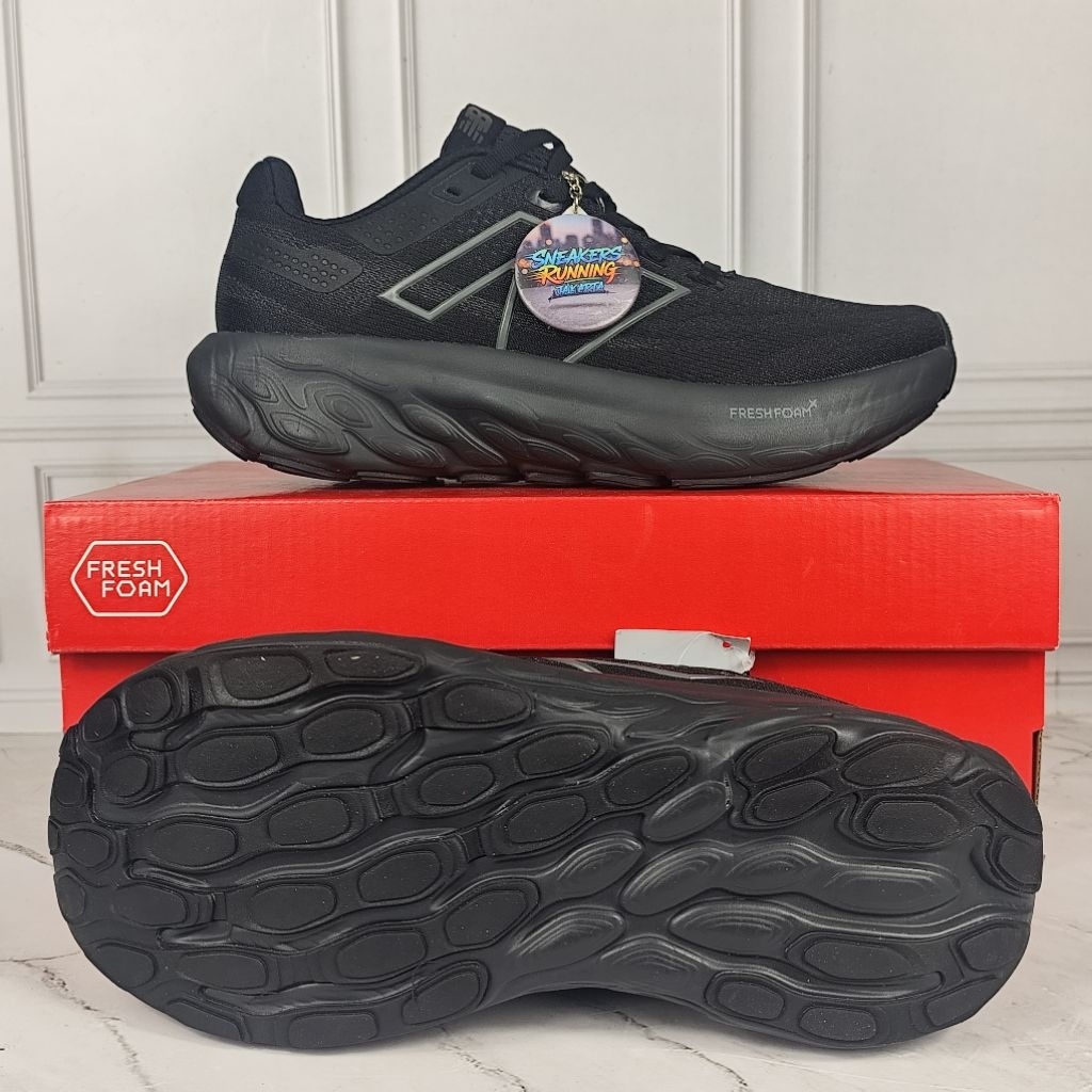 Jual Sepatu Running NB Fresh Foam X 1080v13 tipe Triple Black | Shopee ...