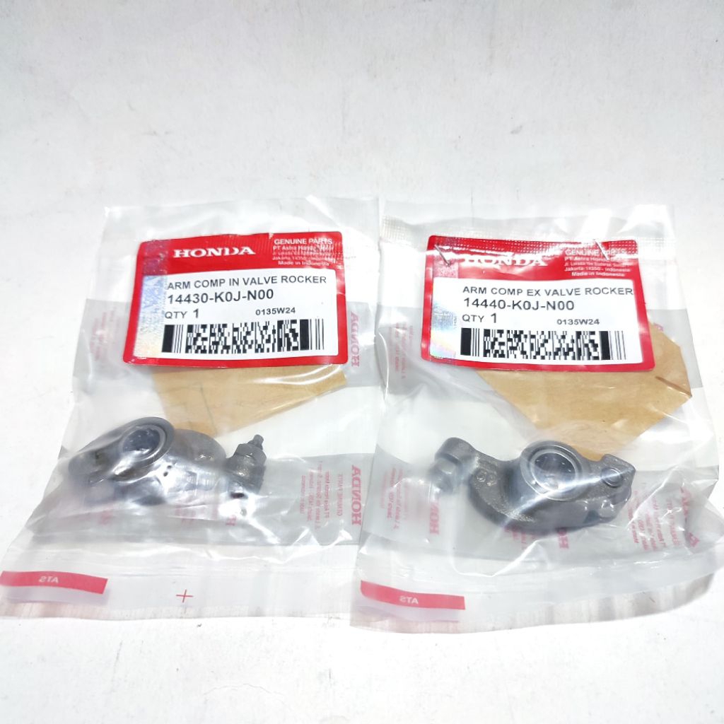 Jual PLATUK PELATUK ROCKER ARM IN/EX SET HONDA ASLI GENIO, BEAT NEW ...