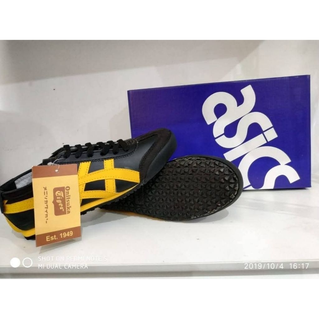Jual SEPATU SNEAKERS PRIA ASICS HITAM KUNING | Shopee Indonesia