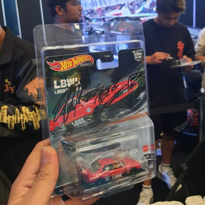 Jual Hot Wheels LBWK Mountain Drifters Premium Sign Hyuma, Toshi, Free ...