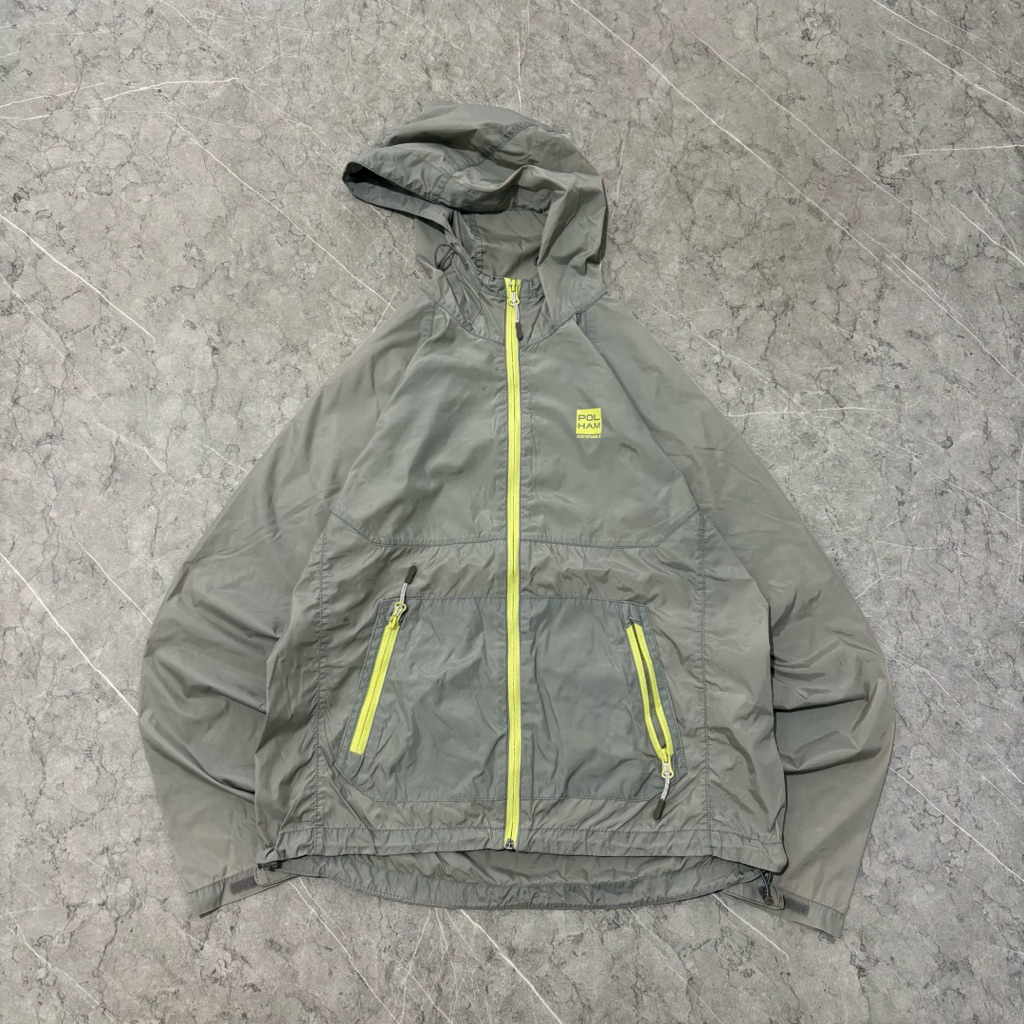Jual polham windbreaker jacket size M cewek | Shopee Indonesia