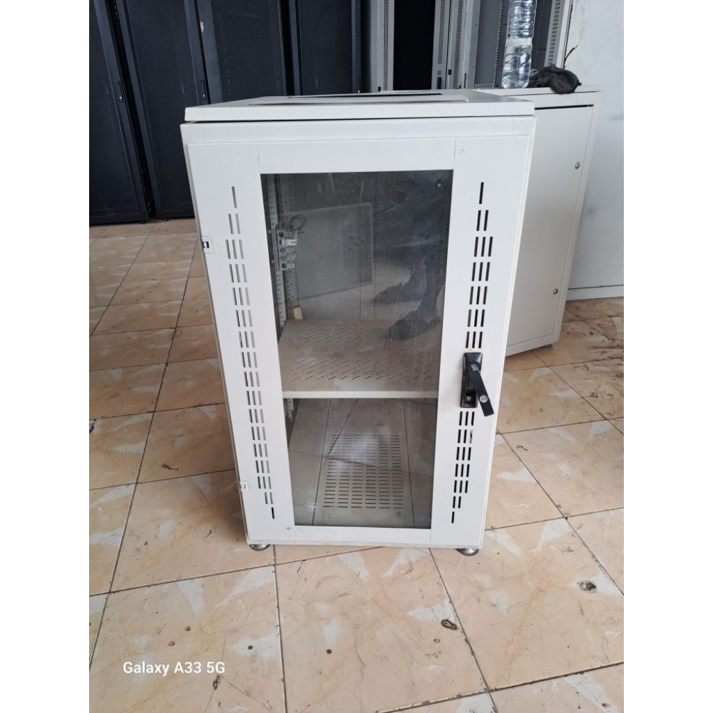 Jual Rak Server 20u depth 900mm warna putih | Shopee Indonesia