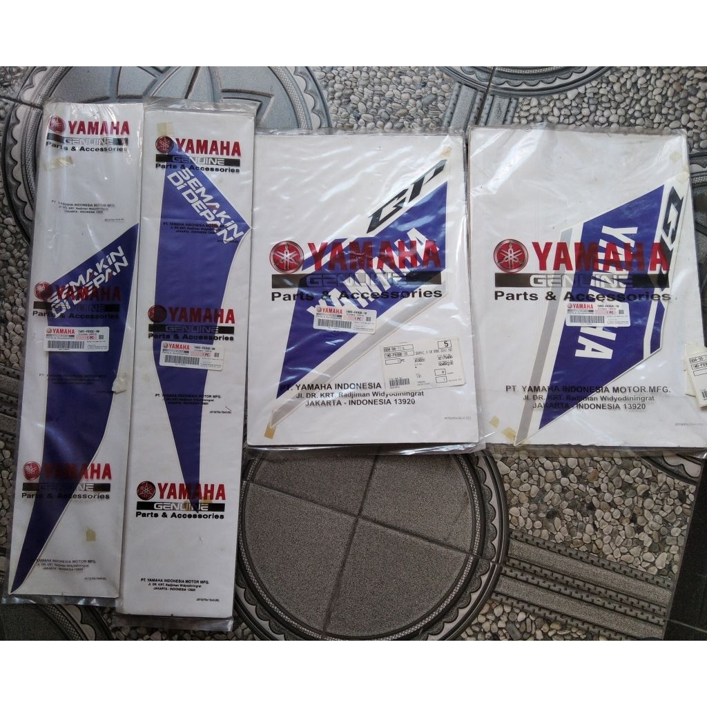 Jual Sticker Stripping Decal Fairing Yamaha R25 Old Biru 2014 Original ...
