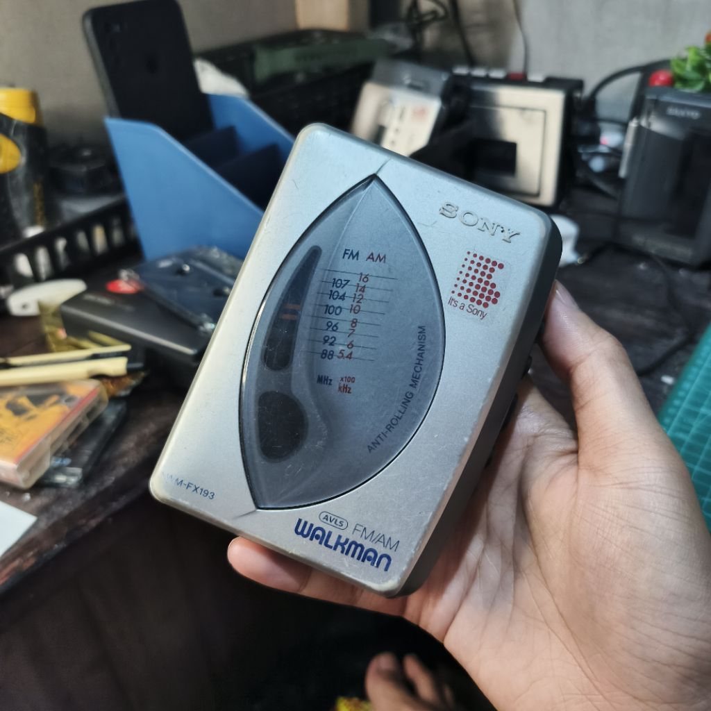 Walkman Sony WM-FX193 – Radio Cassette, état Fonctionnel, Occasion