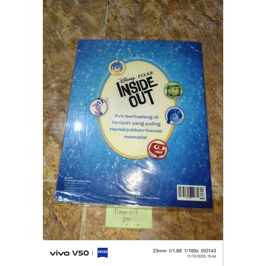 Jual Buku Disney Pixar Inside out - The Movie storybook | Shopee Indonesia