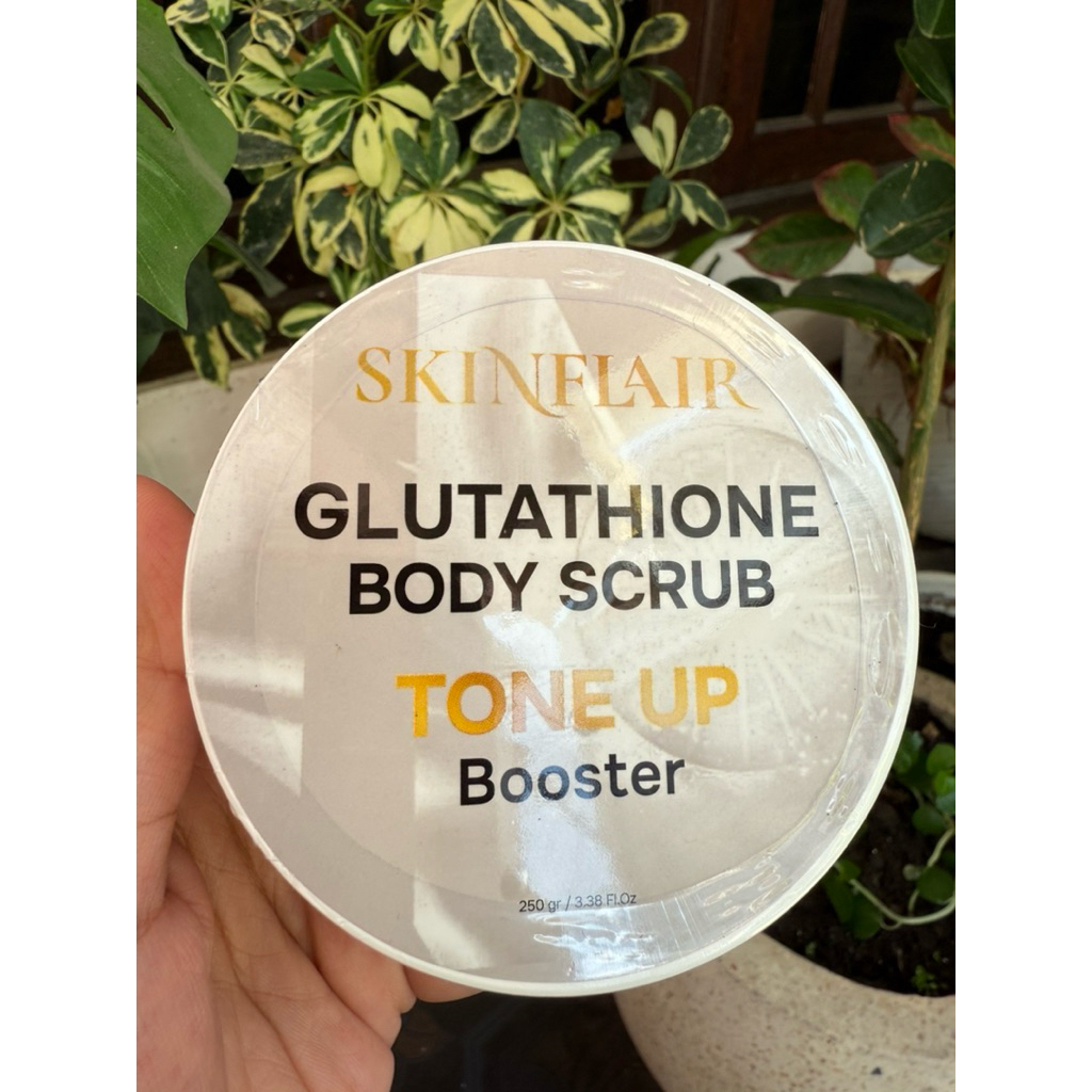 skinflair glutathione body scrub SKINFLAIR Body Scrub Tone Up Glutathione Soft Smooth Moisture Skin 250g main image 1