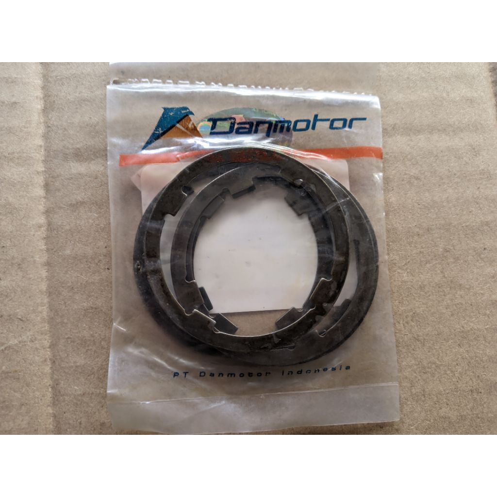 Jual RING SISIPAN RING PENAHAN GIGI RASIO AS RODA BELAKANG VESPA SUPER ...
