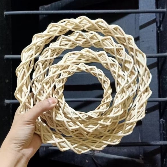 Magenta Flower - Ring rotan asli hiasan lingkaran hiasan gantung dinding / dekorasi rumah hiasan natal