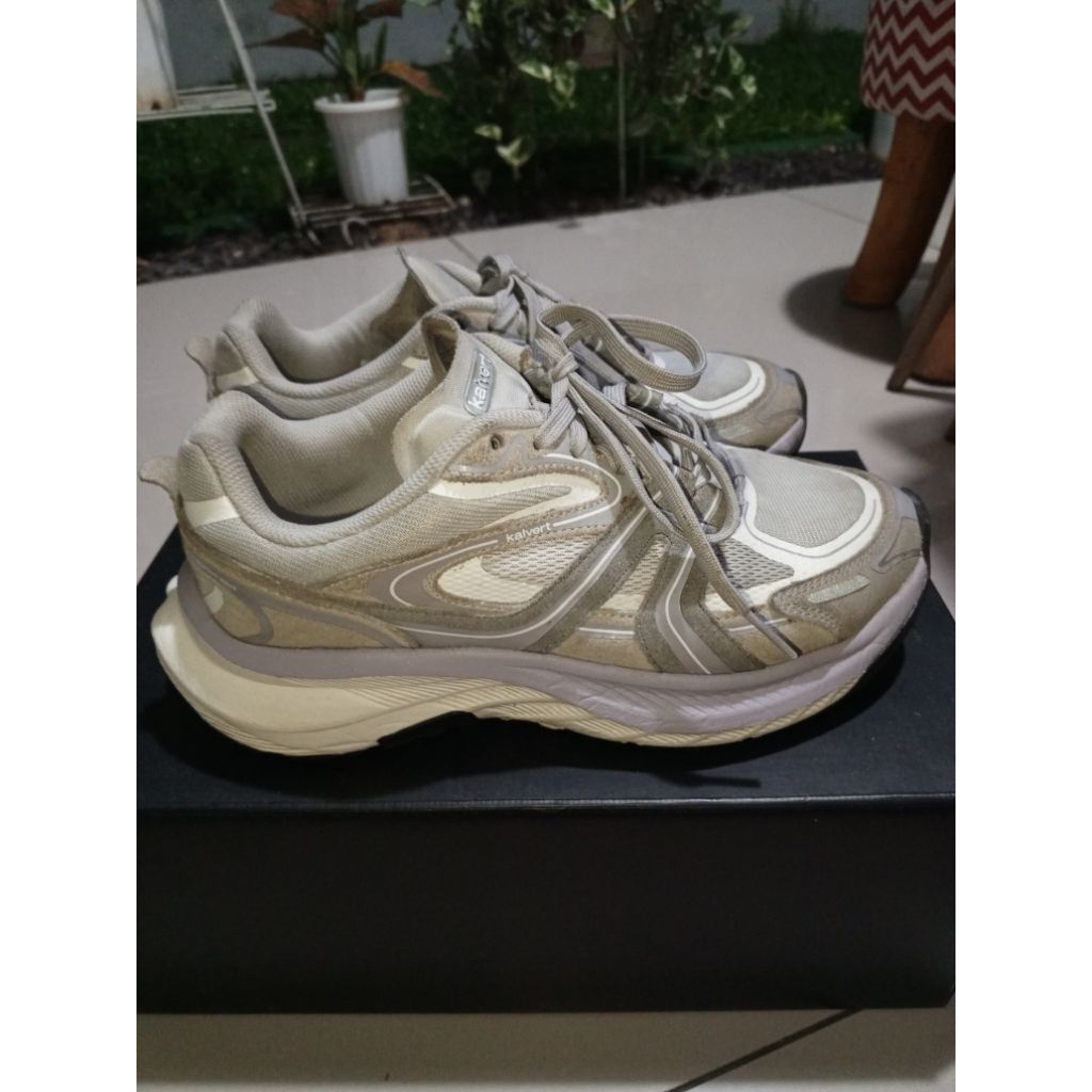 Jual Kalvert Future Wave Light Grey | Shopee Indonesia