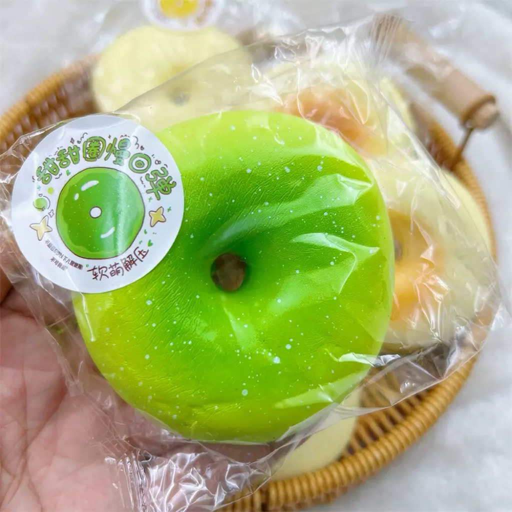 Jual NEW SQUISHY ROTI DONUT ADA BEBERAPA VARIAN | Shopee Indonesia