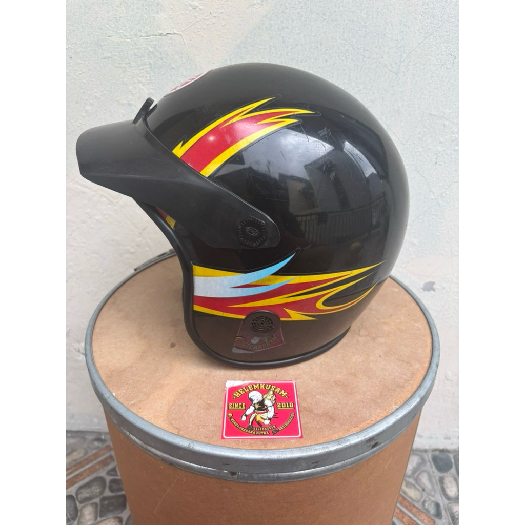 Jual HELM LAWAS, JADUL, KLASIK YAMAHA LIDAH API ORIGINAL | Shopee Indonesia