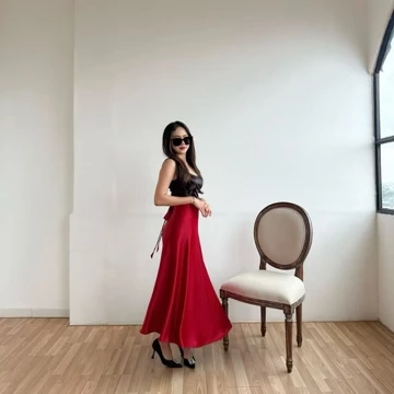 Rok Himari Skirt Korean Style Bahan Vilvet Ada Tali Bisa Di Pakek 2 Model Bahan Mngkilat Jatuh