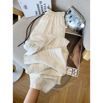 Celana Kulot Wanita Wide Leg Motif Garis Elegan Bahan Lembut Nyaman Desain Longgar Trendy OOTD