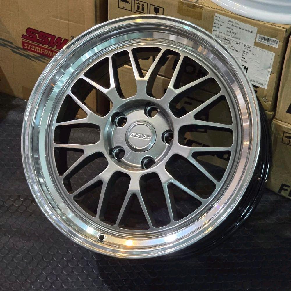 Jual velg racing r18 VOLKRAYS 21A LEBAR 8 ET 42 velg mobil ring 18 ...