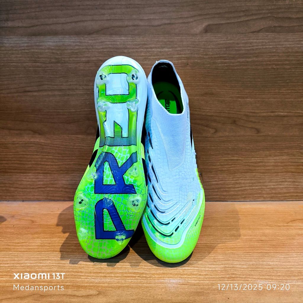 Jual Sepatu Bola Soccer Laceless Pred25 Elite Radiant Fg | Shopee Indonesia