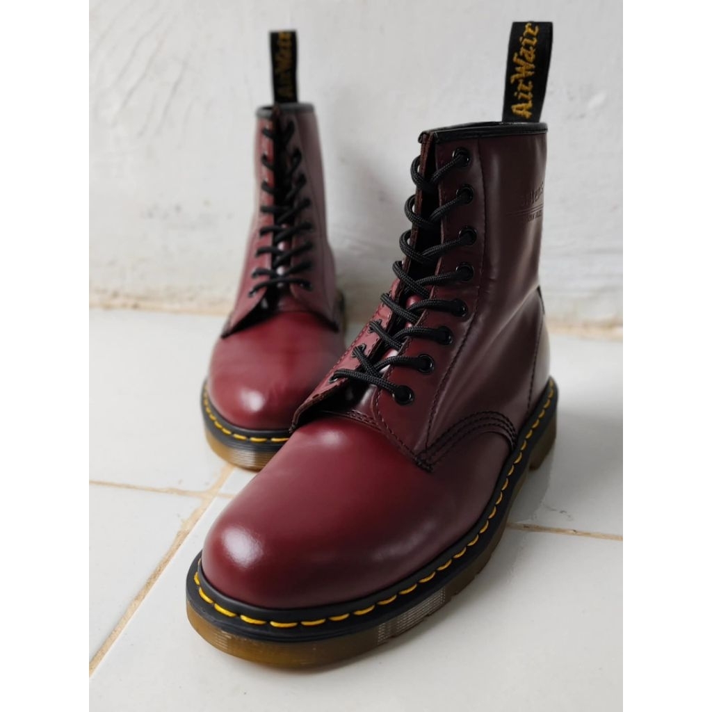 Jual dr martens 1460 red cherry size 41 original docmart | Shopee Indonesia