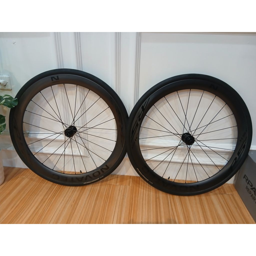 Jual WHEELSET ROADBIKE NOVATEC R5 DISCBRAKE CARBON 50MM SECOND LOW KM ...