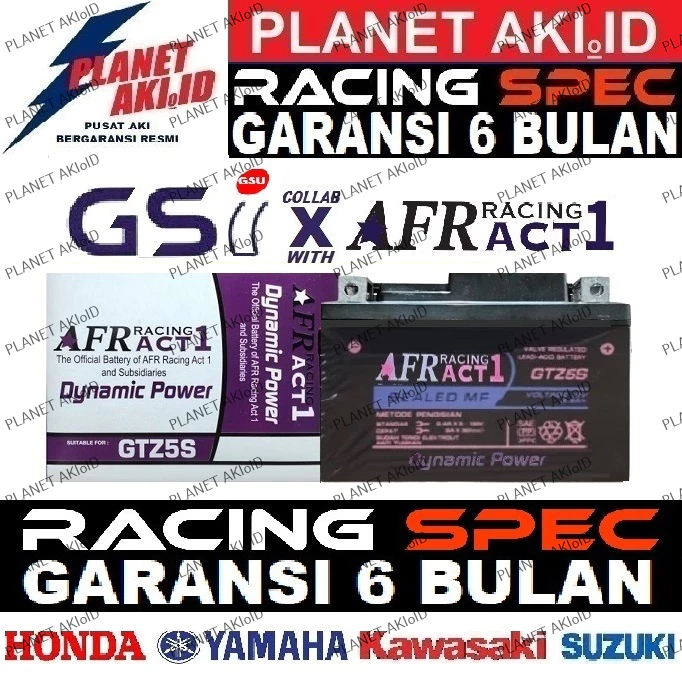 Bapak-bapak bijak ganti aki motor sebelum mudik