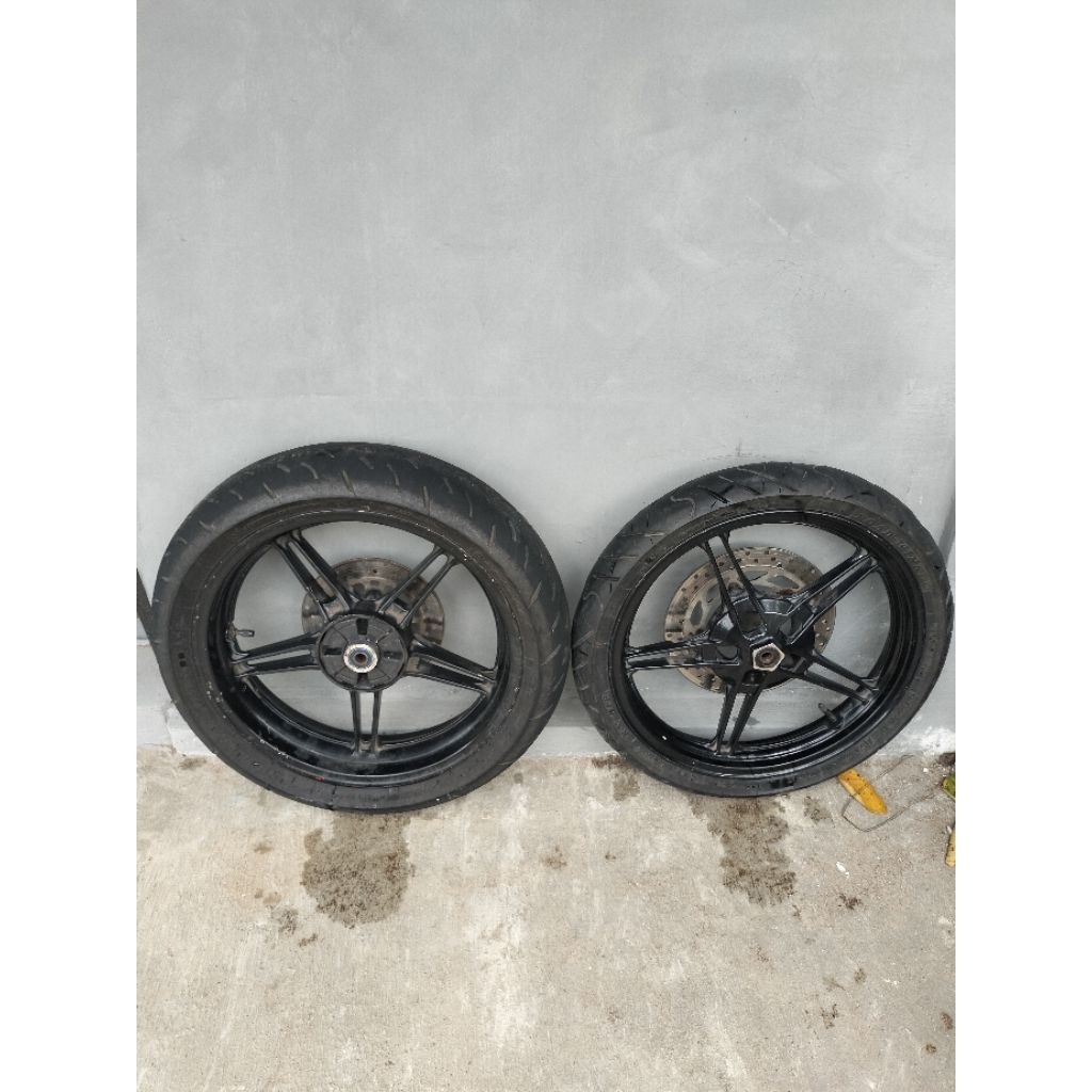 Jual VELG SET BAN YAMAHA R15 V2 SECOND ORIGINAL | Shopee Indonesia