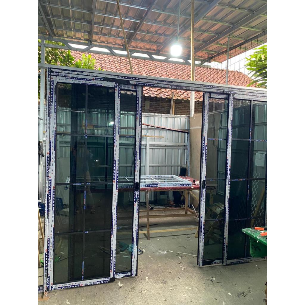 Jual PINTU SLIDING SWING ENGSEL LIPAT ALUMINIUM BISA CUSTOM UKURAN ...