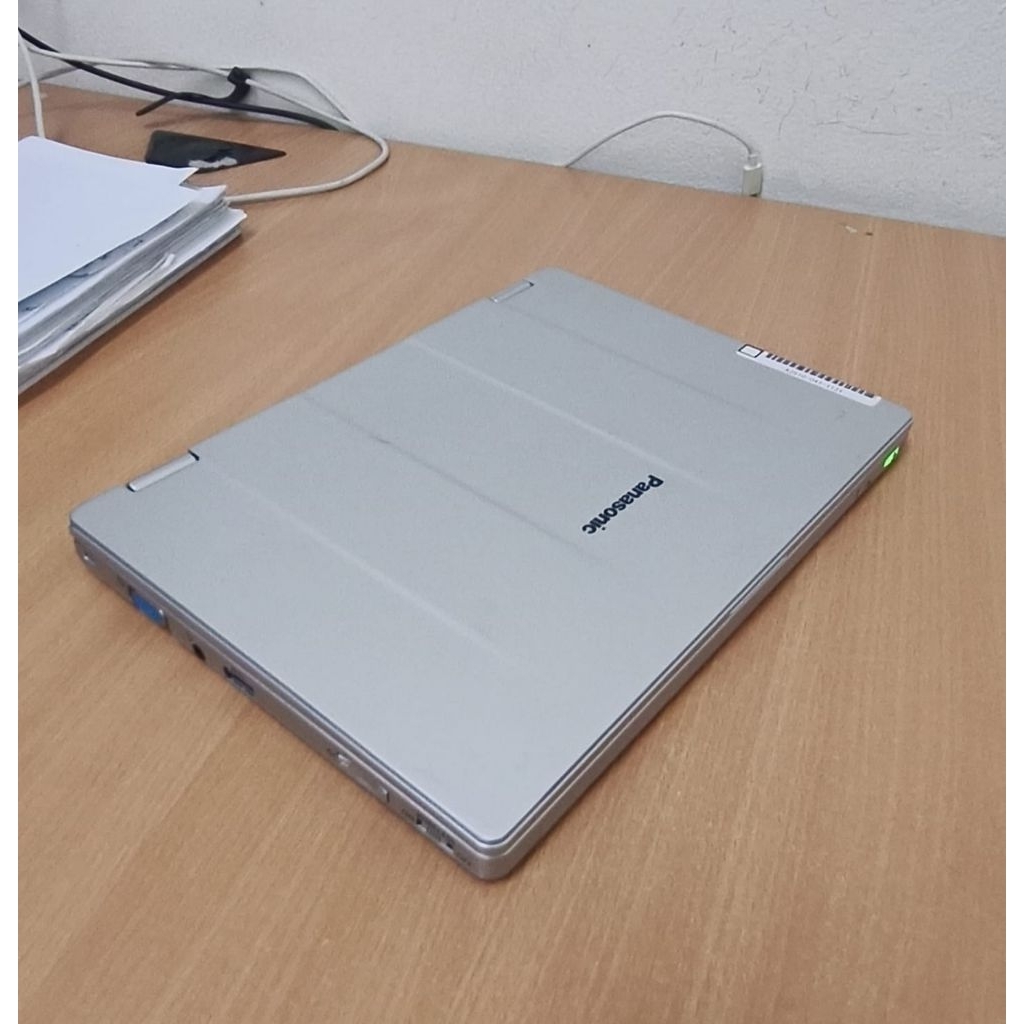 【動作OK♪】Panasonic CF-RZ4　Core m (5Y71)1.2 Jual panasonic CF-RZ4 2in1 core m 5y71 5th gen || ram 4 GB || SSD