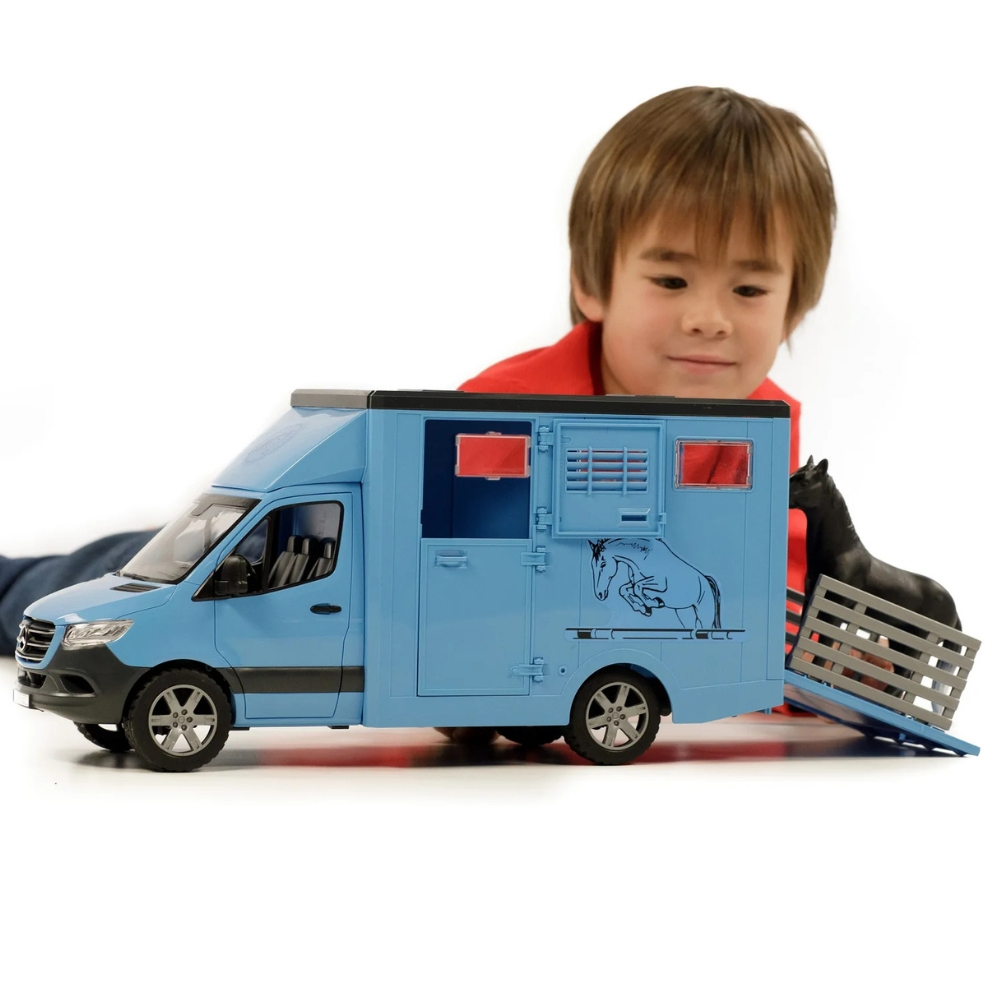 Jual Bruder 2674 Sprinter Animal Transporter with 1 Horse - Mainan ...