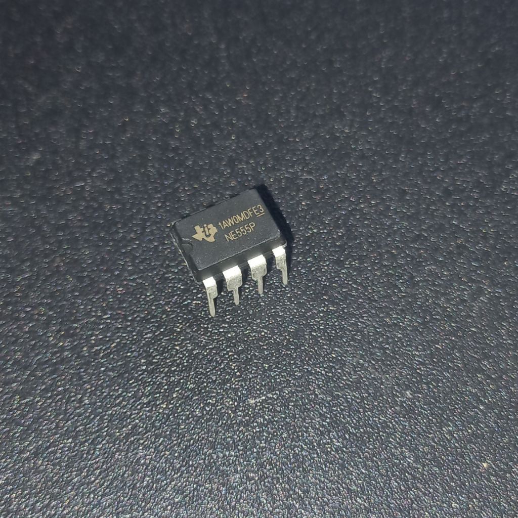 Jual IC NE555 NE555P NE 555 555P ORIGINAL TEXAS instrument ori asli ...