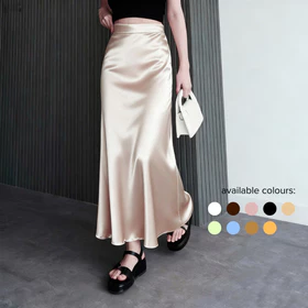 LAVEELAA Rok Satin Rose Skirt