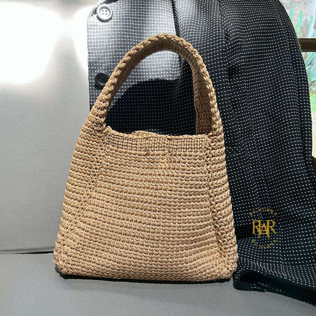 Jual B Y . H U R R A - DONNA Handbag / Tas Tangan Rajut / Tas Hampers ...