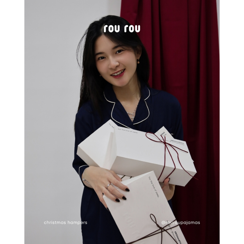 Jual ROUROU Christmas Hampers (Short) | Shopee Indonesia