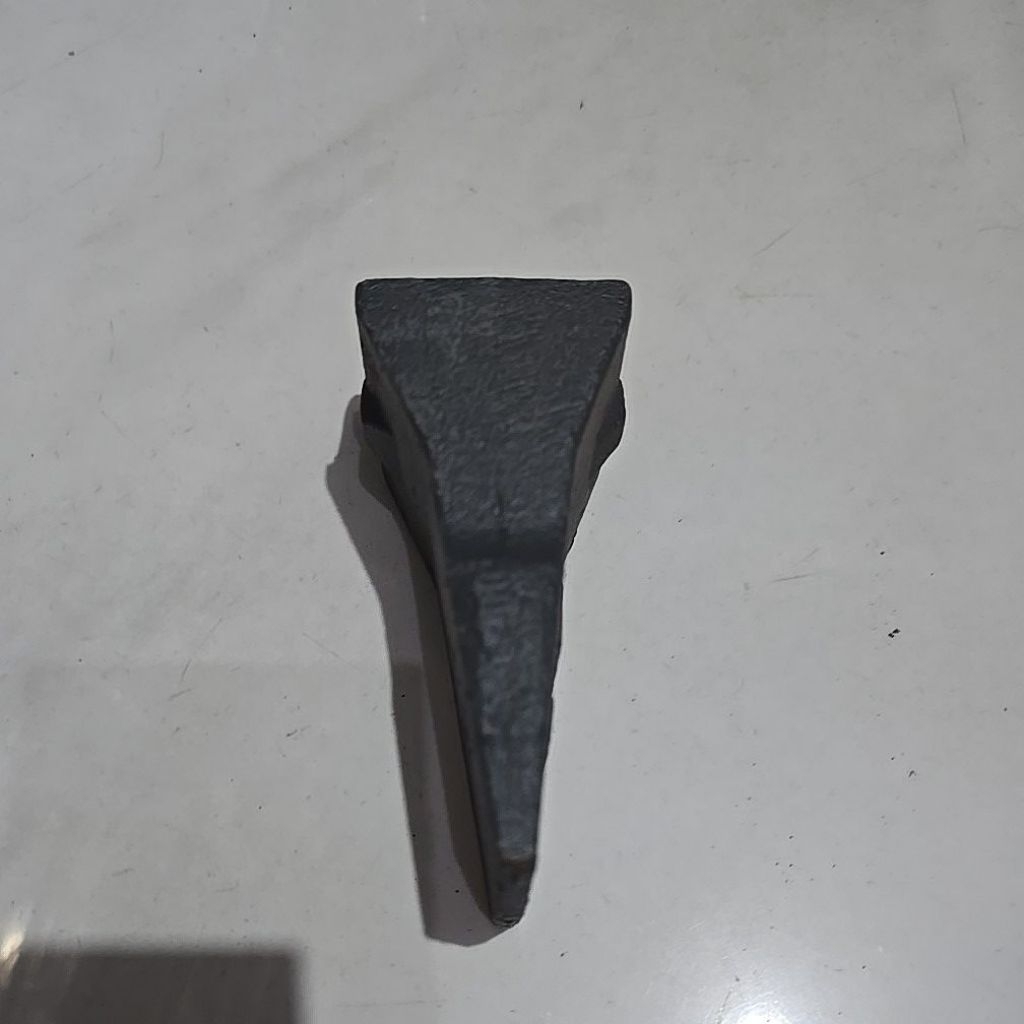 kuku Jual Kuku Bucket Tooth 18S/ Pc 40 Pc 45 Sk 50 Ex 40 / Zx 48