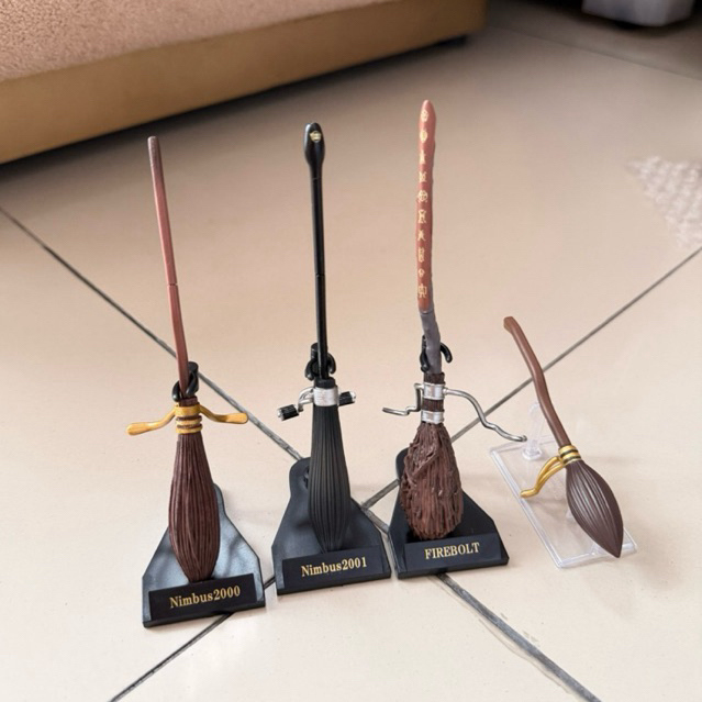 Jual WBEI Sapu Harry Potter Original / Broom Figure | Shopee Indonesia