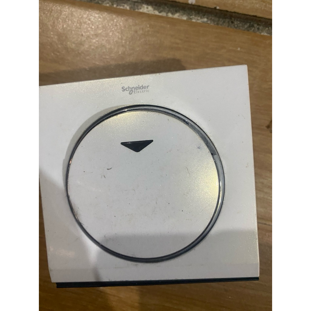 Jual Schneider Electric Key Card Switch Saklar kartu Ulti Elv | Shopee ...