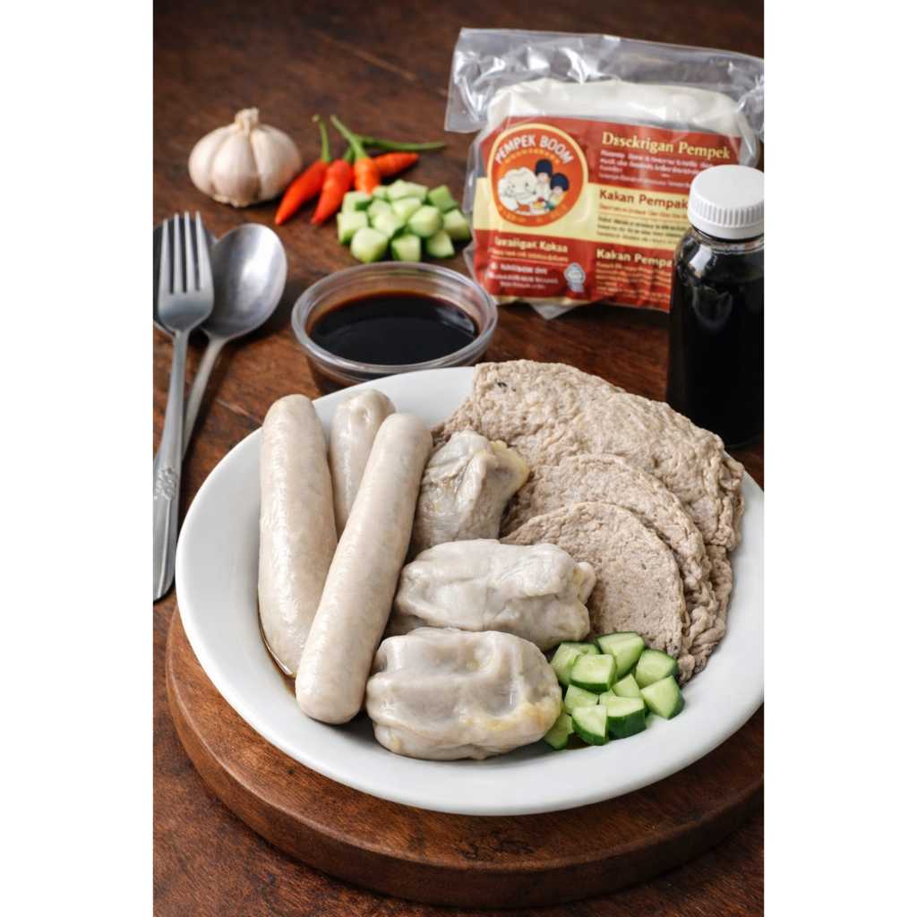 Jual Pempek Frozen isi 10pcs 1 pack : lenjer, kapalselam mini , ikan ...