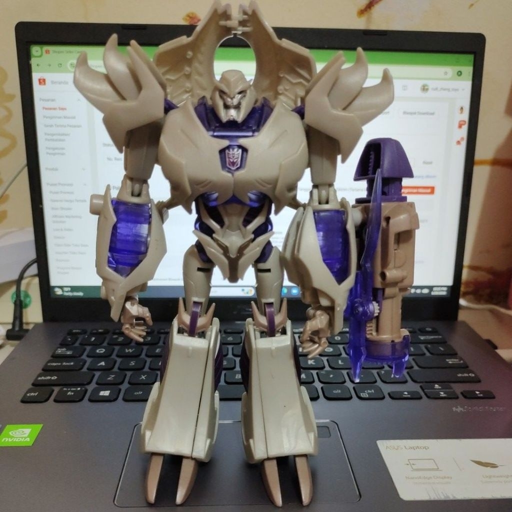 Jual Transformer Prime Robot In Disguise RID Megatron Voyager | Shopee ...