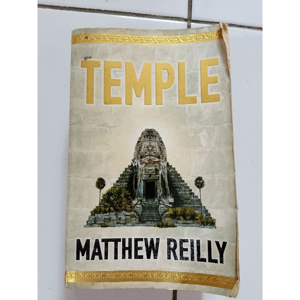 Jual NOVEL TEMPLE KARYA MATTHEW REILLY (bekas, original) | Shopee Indonesia