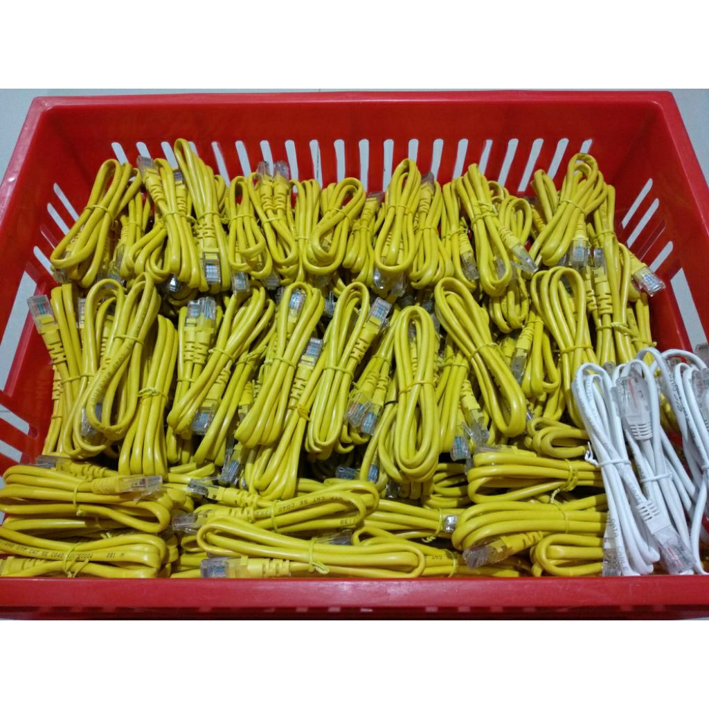Jual KABEL LAN KUNING RJ45 8 Pin 1 Meter Kualitas Baik | Shopee Indonesia