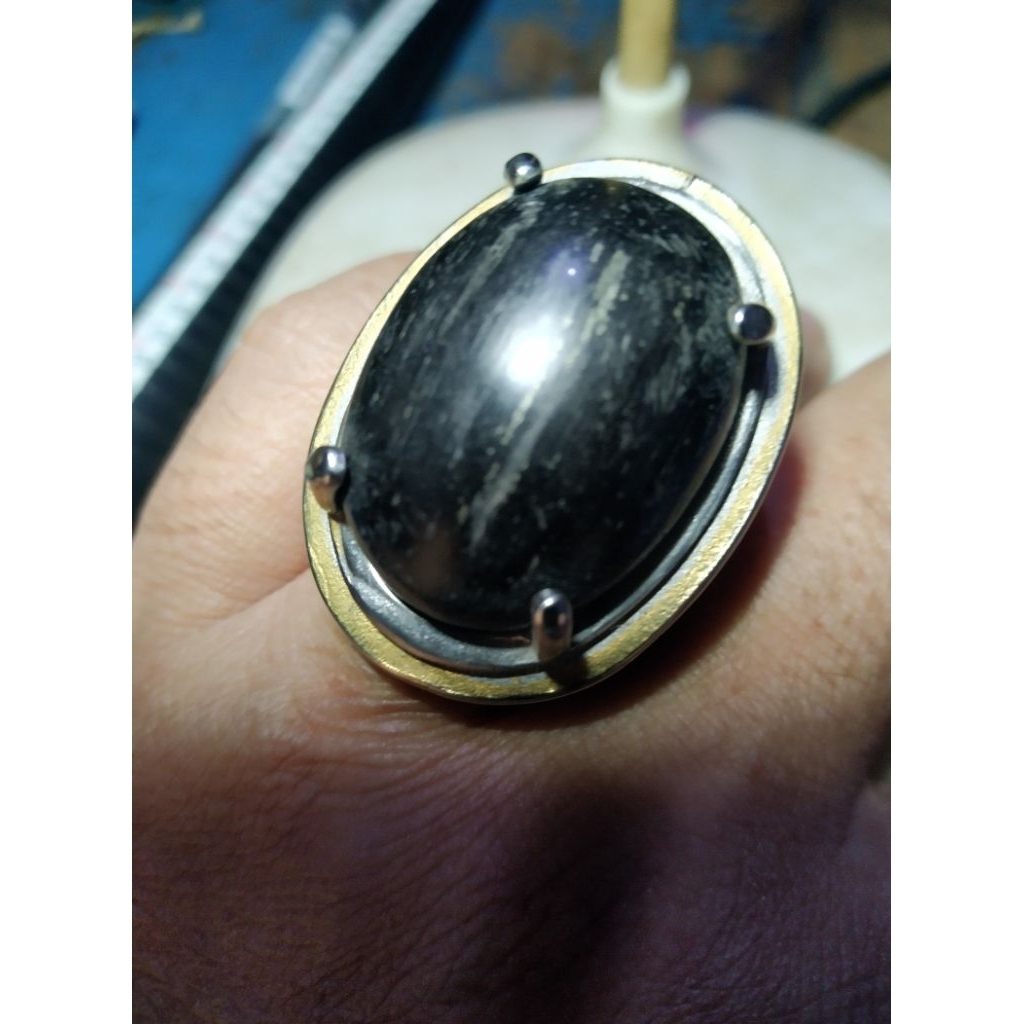 Jual Batu Posil Kayu Hitam Tua Natural kode D/35 | Shopee Indonesia