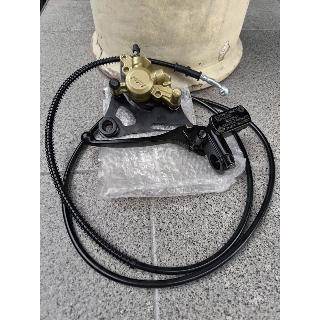 Jual BARU PAKET CAKRAM BELAKANG MASTER REM KIRI SELANG REM 2METER DAN ...