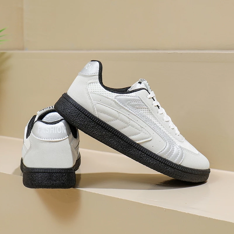 Sepatu Sneakers Wanita Trendy Slide 2