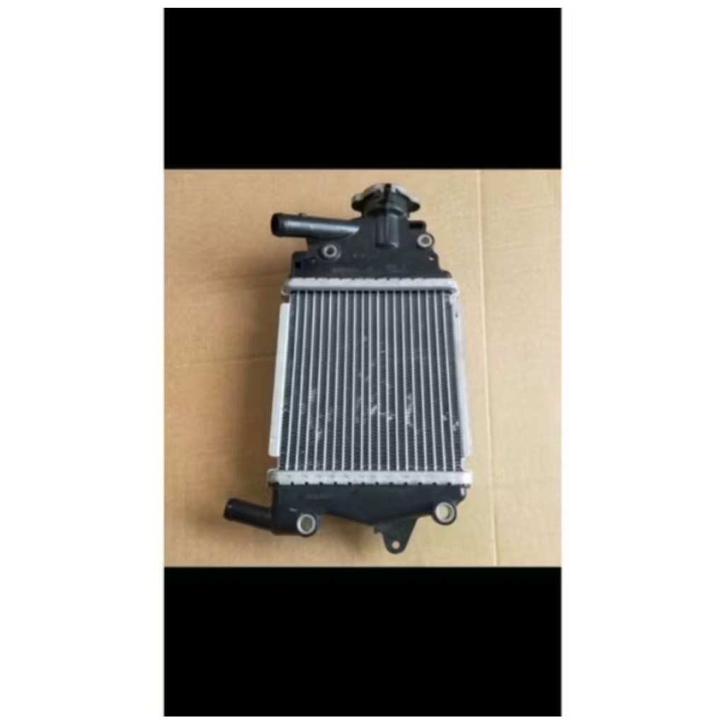 Jual radiator vario 125 old / vario 125 LD barang original copotan ...